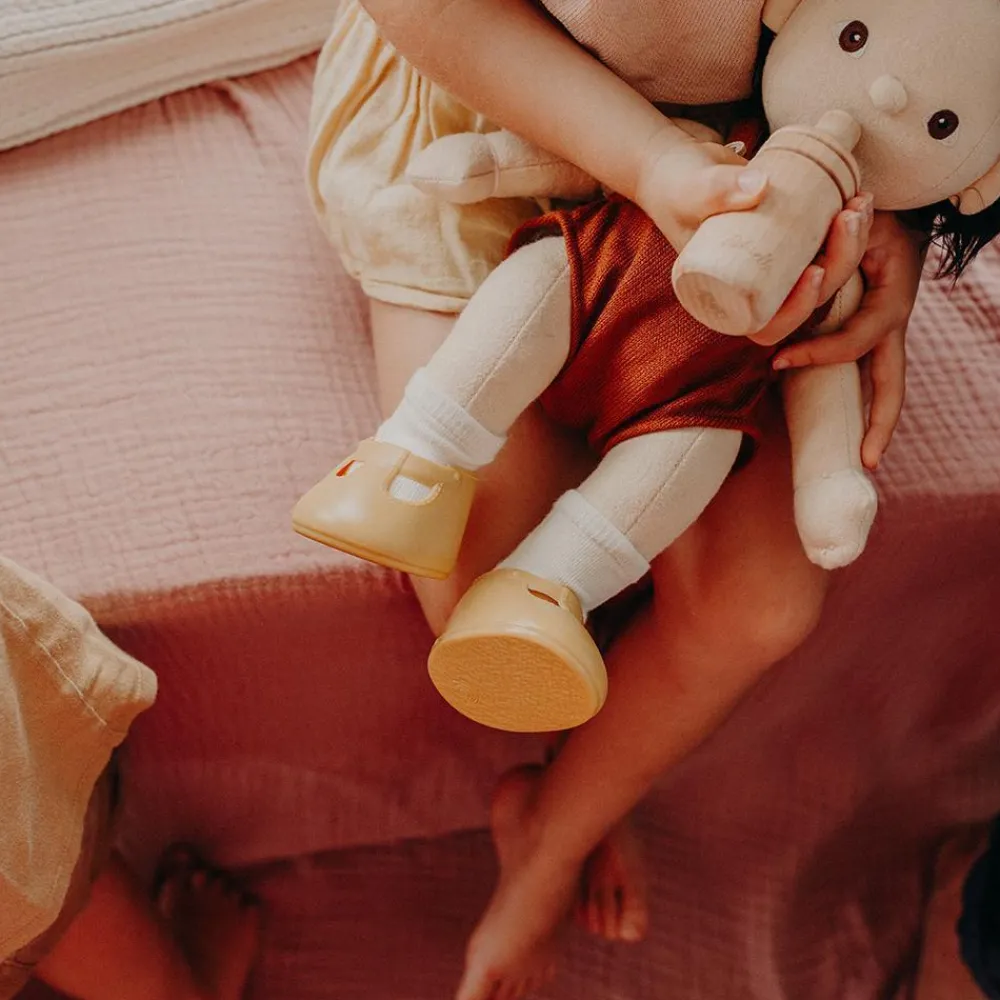 Olli Ella Dinkum Dolls Shoes - Corn Yellow Best